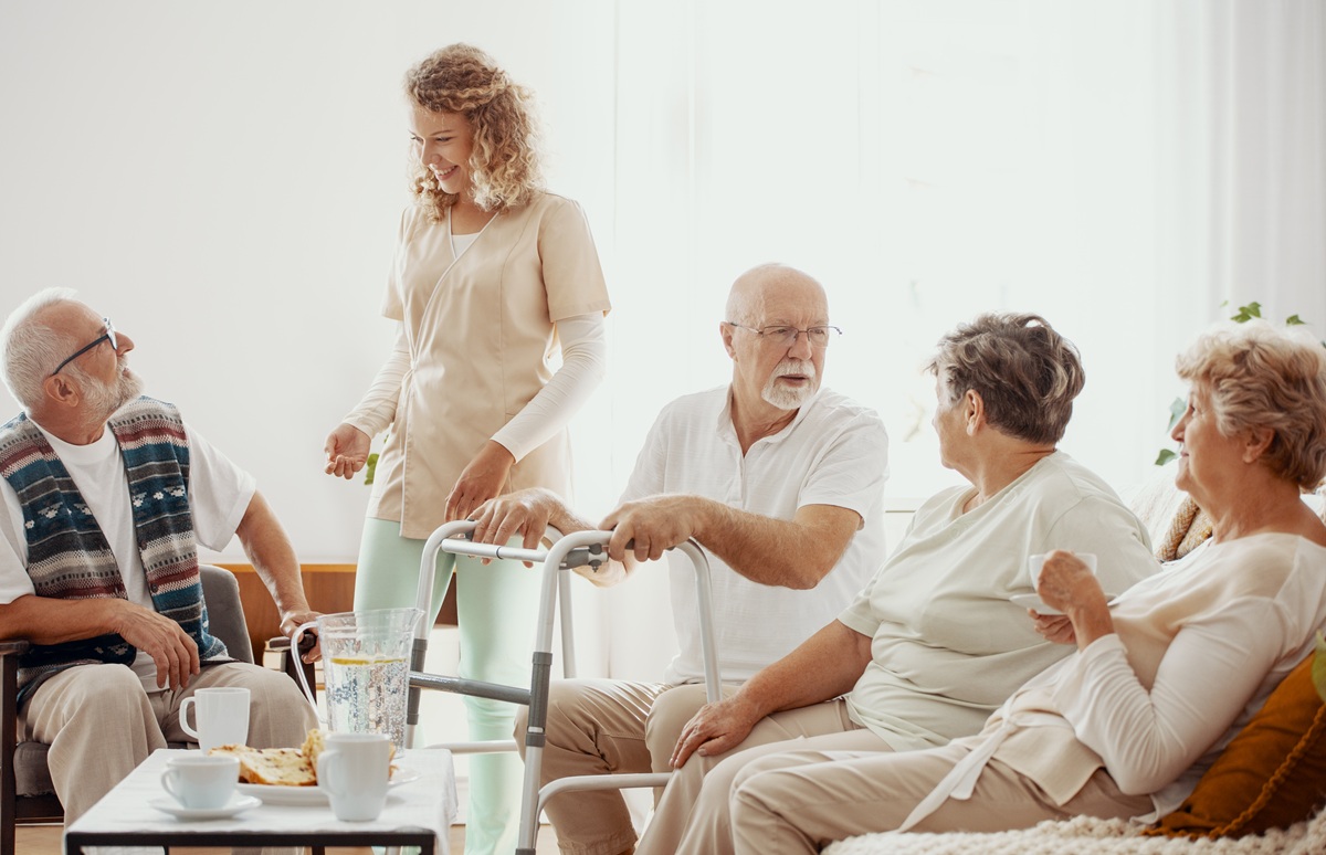 how independent living improves social life